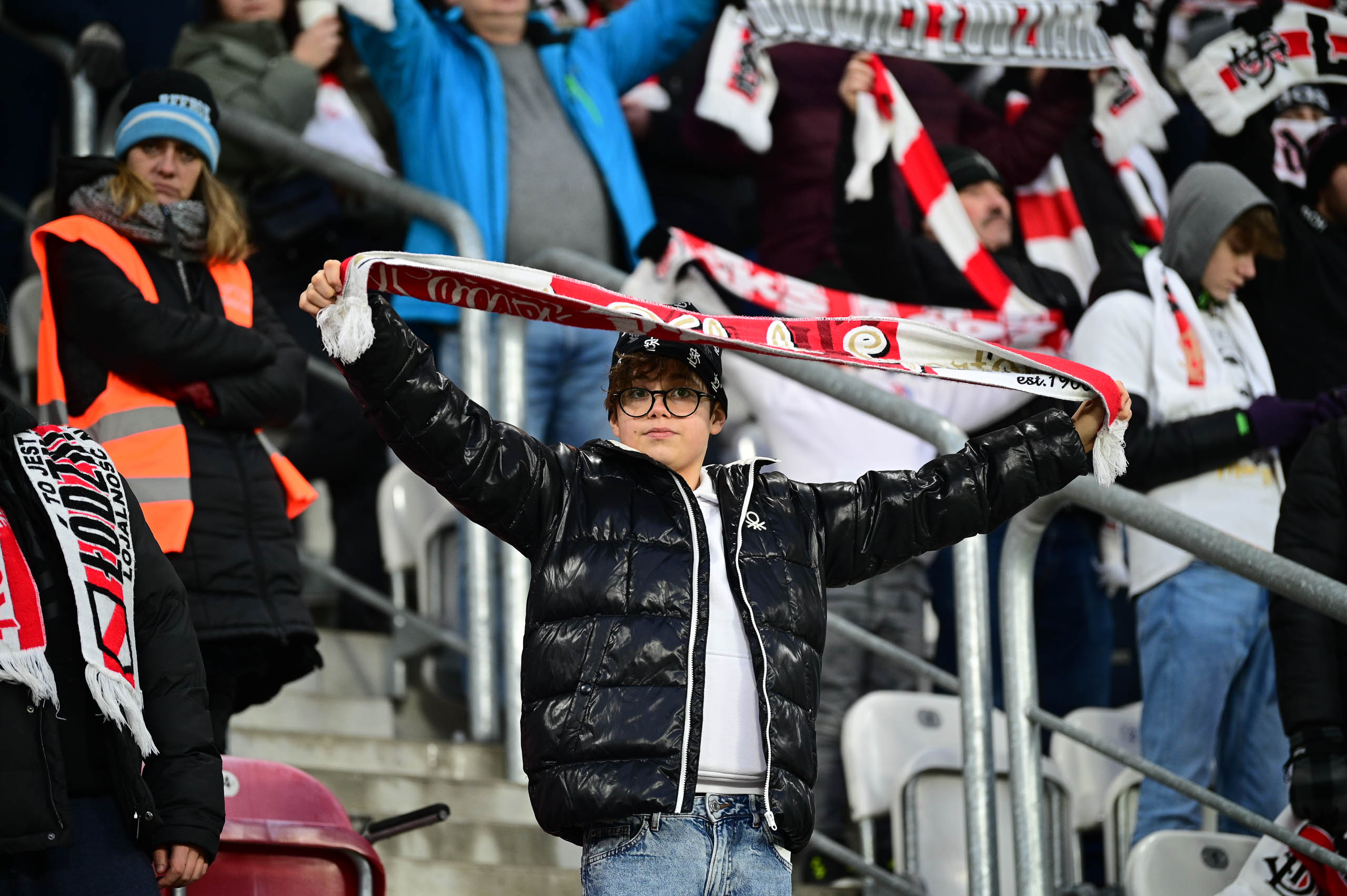 Doping kibiców na meczu ŁKS Łódź - Legia Warszawa [ZDJĘCIA + WIDEO 