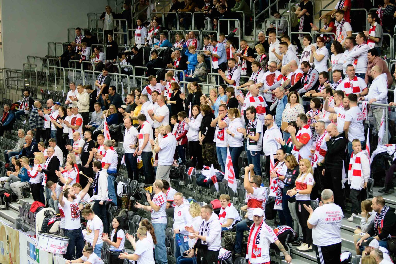 LKS Commercecon vs Grot Budowlani derby.4