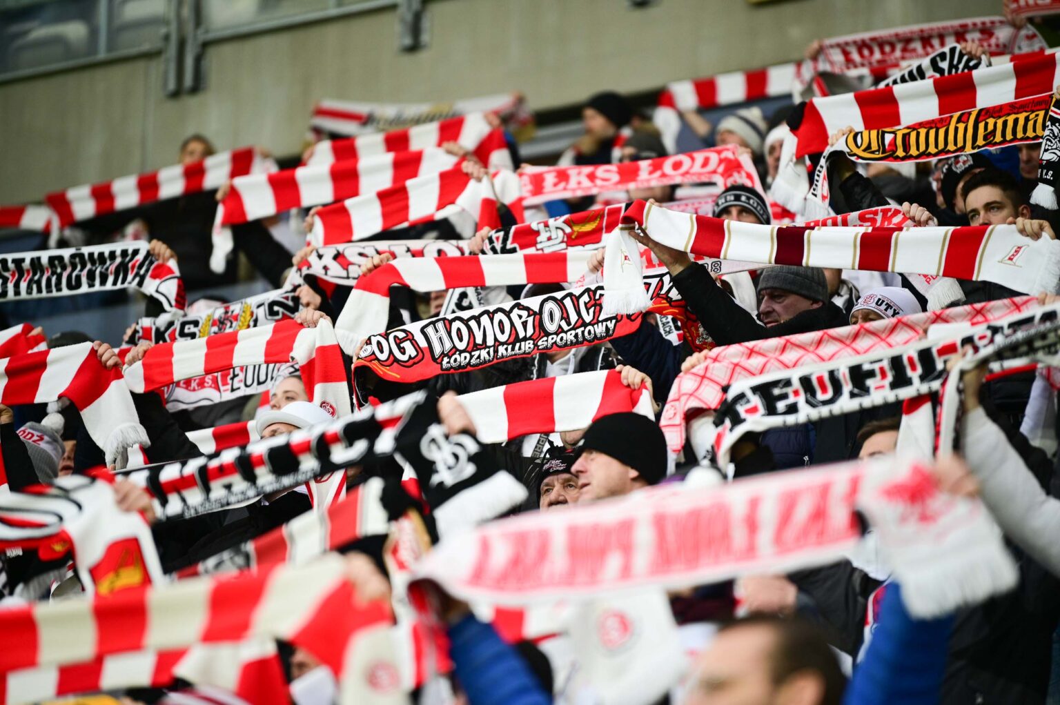Kibice na meczu ŁKS Łódź - Ruch Chorzów 2023-12-17