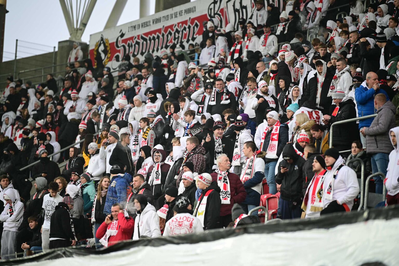 Kibice na meczu ŁKS Łódź - Ruch Chorzów 2023-12-17