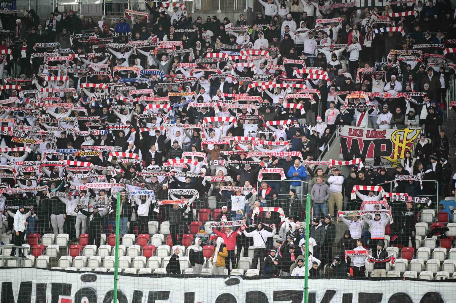 Kibice na meczu ŁKS Łódź - Ruch Chorzów 2023-12-17