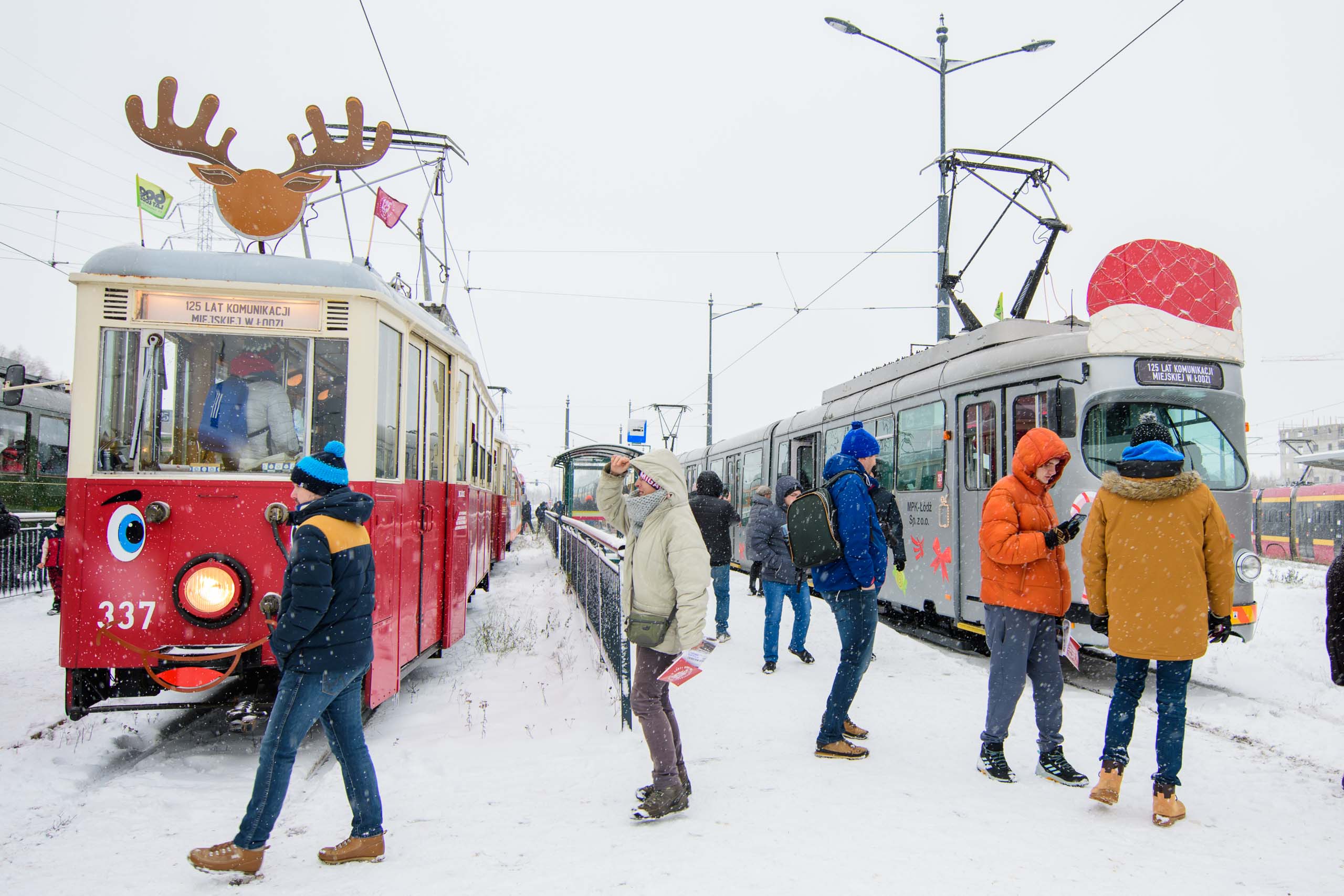 Parada tramwajów i autobusów na 125-lecie komunikacji miejskiej w Łodzi