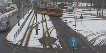 Zatrzymanie ruchu tramwajowego na pl. Niepodległości