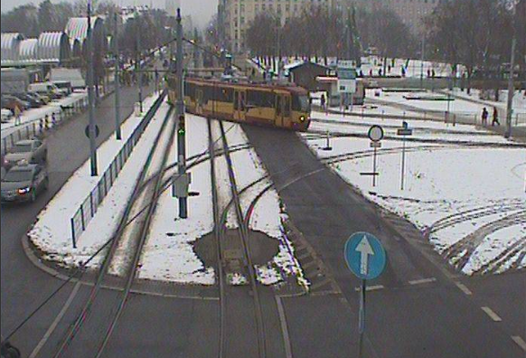 Zatrzymanie ruchu tramwajowego na pl. Niepodległości