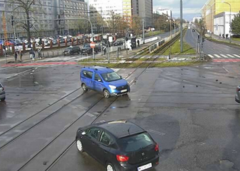zatrzymanie ruchu tramwajowego na Rondzie Lotników Lwowskich