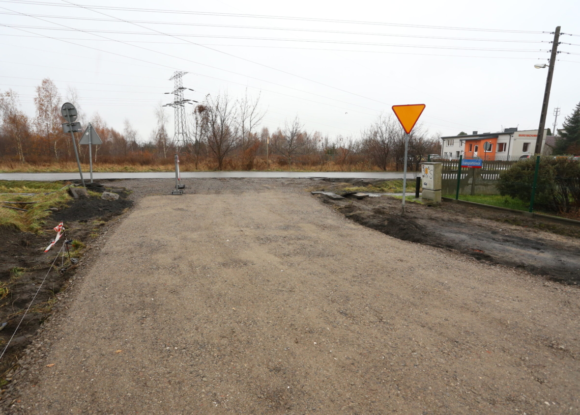 Wkrótce mają się rozpocząć remonty osiedlowych ulic, a wymiana nawierzchni na niektórych głównych drogach utknęła w martwym punkcie