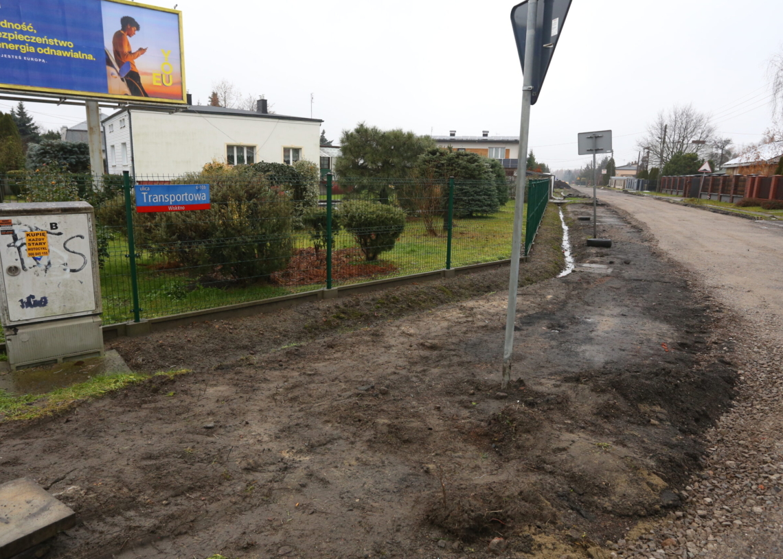 Wkrótce mają się rozpocząć remonty osiedlowych ulic, a wymiana nawierzchni na niektórych głównych drogach utknęła w martwym punkcie