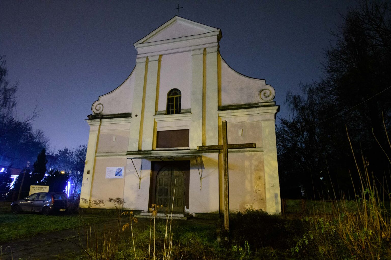 Wlamanie do kosciola na Limanowskiego 15