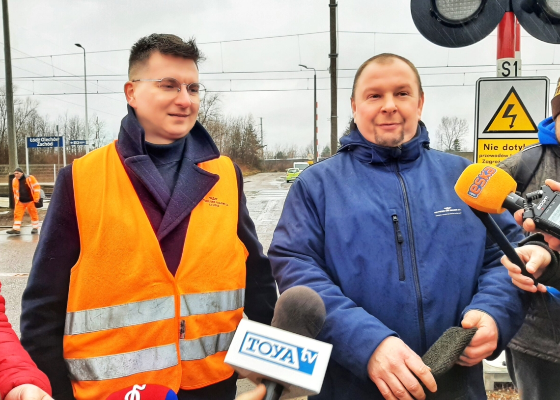 Wyłamanie rogatek na przejeździe kolejowym
