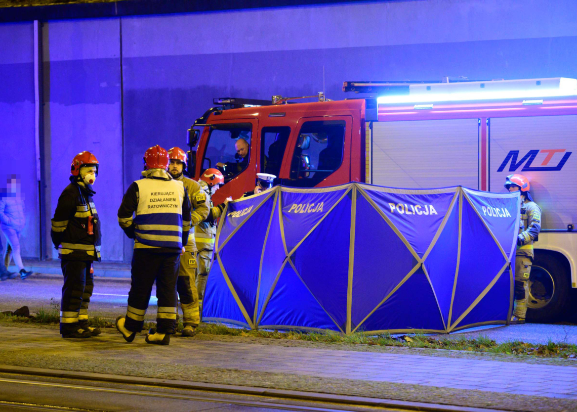 Wypadek w tunelu na trasie WZ w Łodzi. Nie żyje mężczyzna