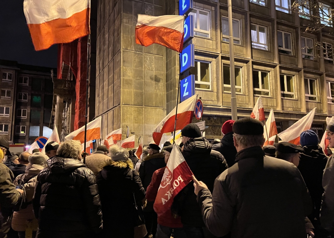 Protest przed siedzibą łódzkiego oddziału TVP