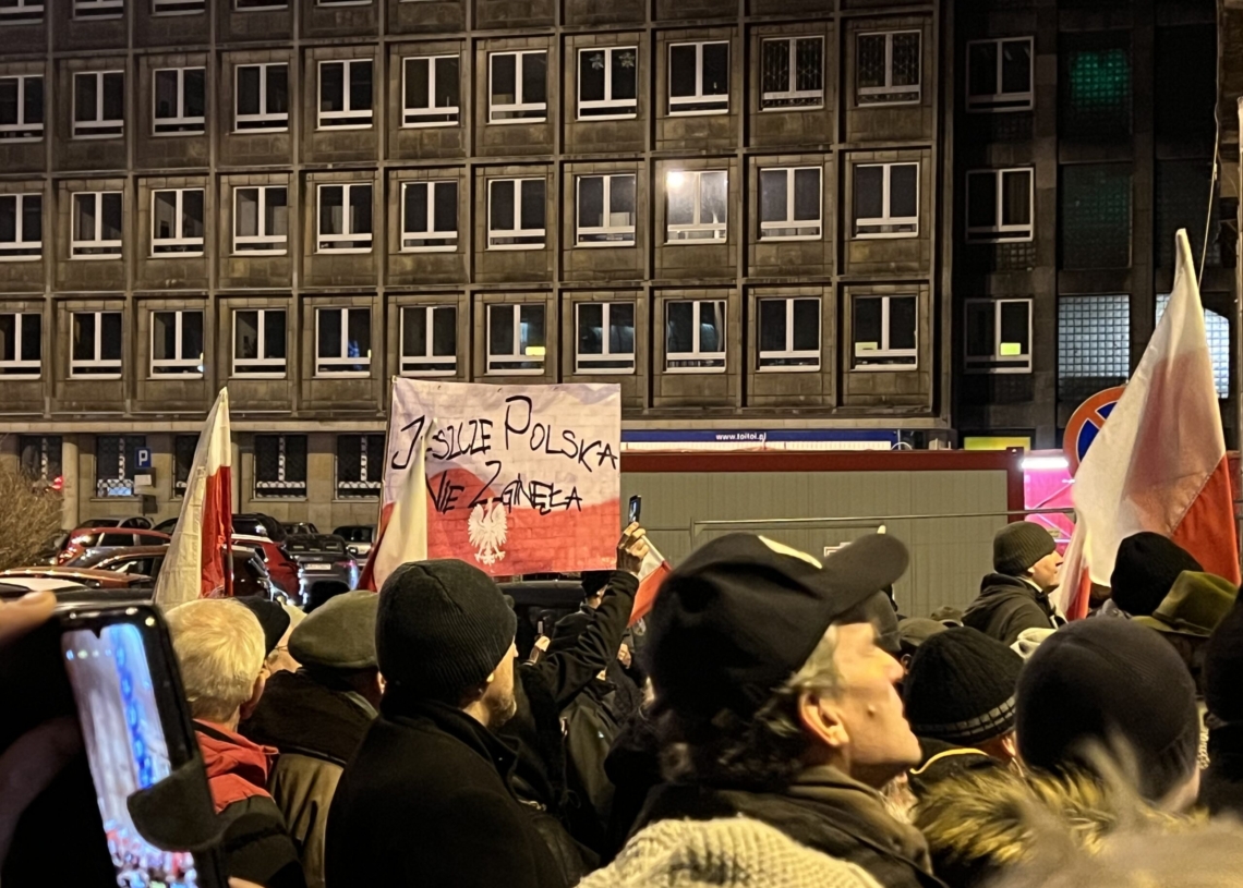 Protest przed siedzibą łódzkiego oddziału TVP