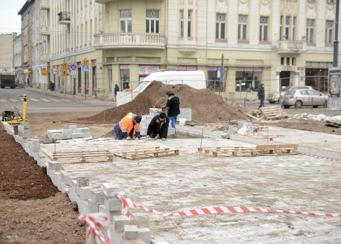 Budowa przedłużenia ul. Wschodniej. Wykonawca zapewnia, że prace zakończą się w połowie miesiąca