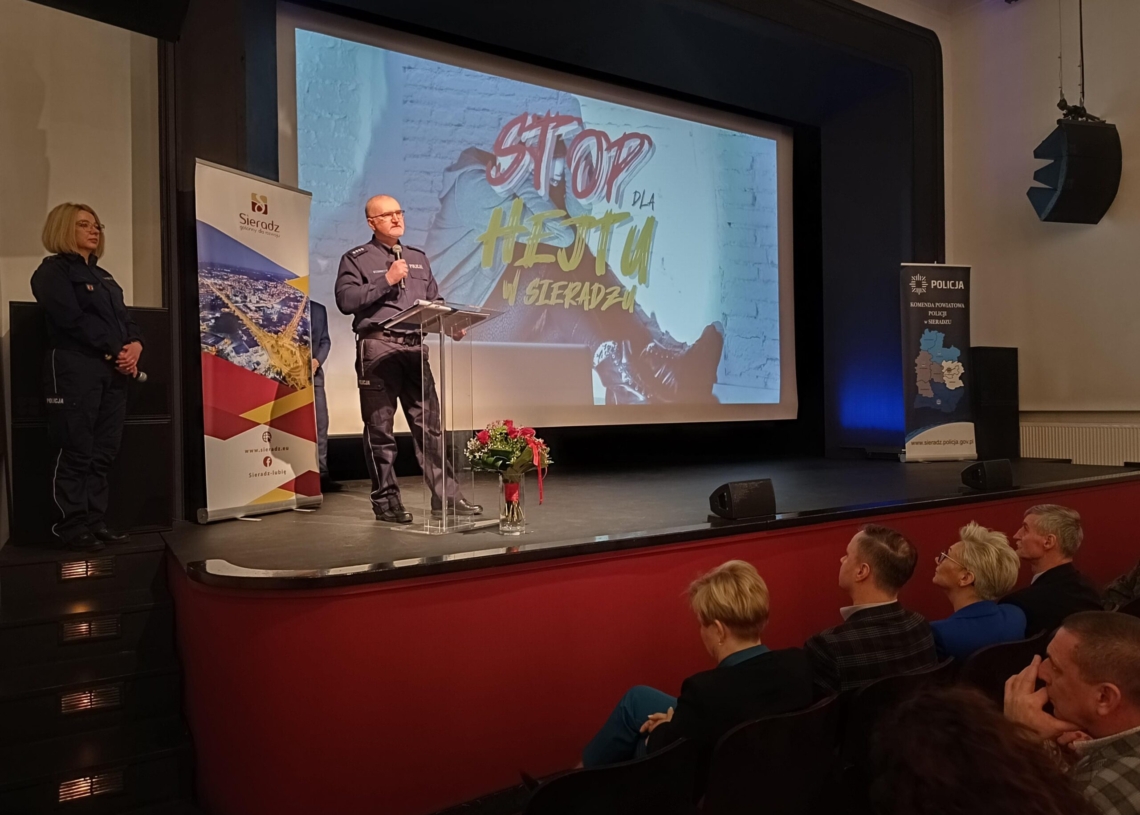 Sieradz: podsumowanie ogólnopolskiej akcji „STOP dla hejtu” w Teatrze Miejskim