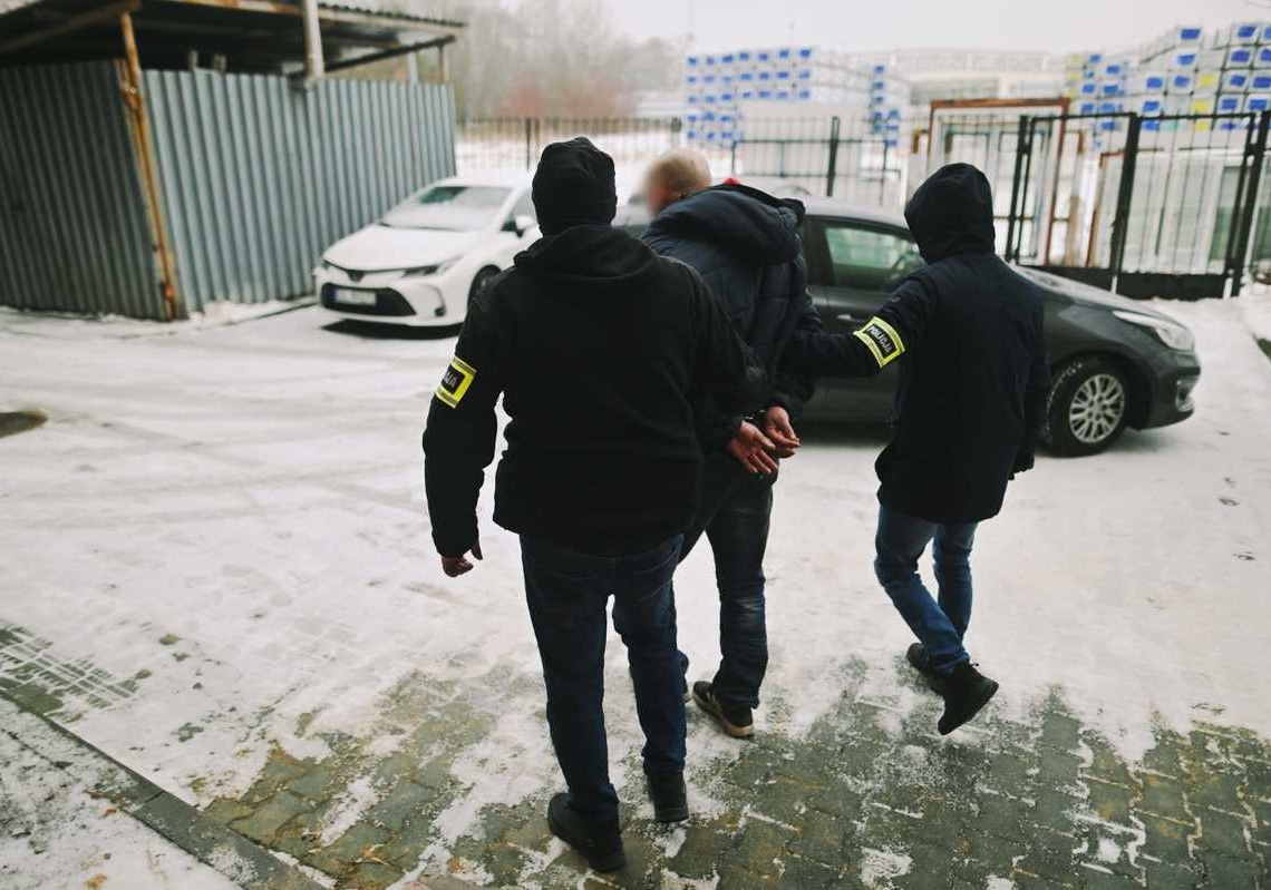 Skierniewice: Policjanci odzyskali skradzioną koparkę. Jej wartość to 600 tys. zł