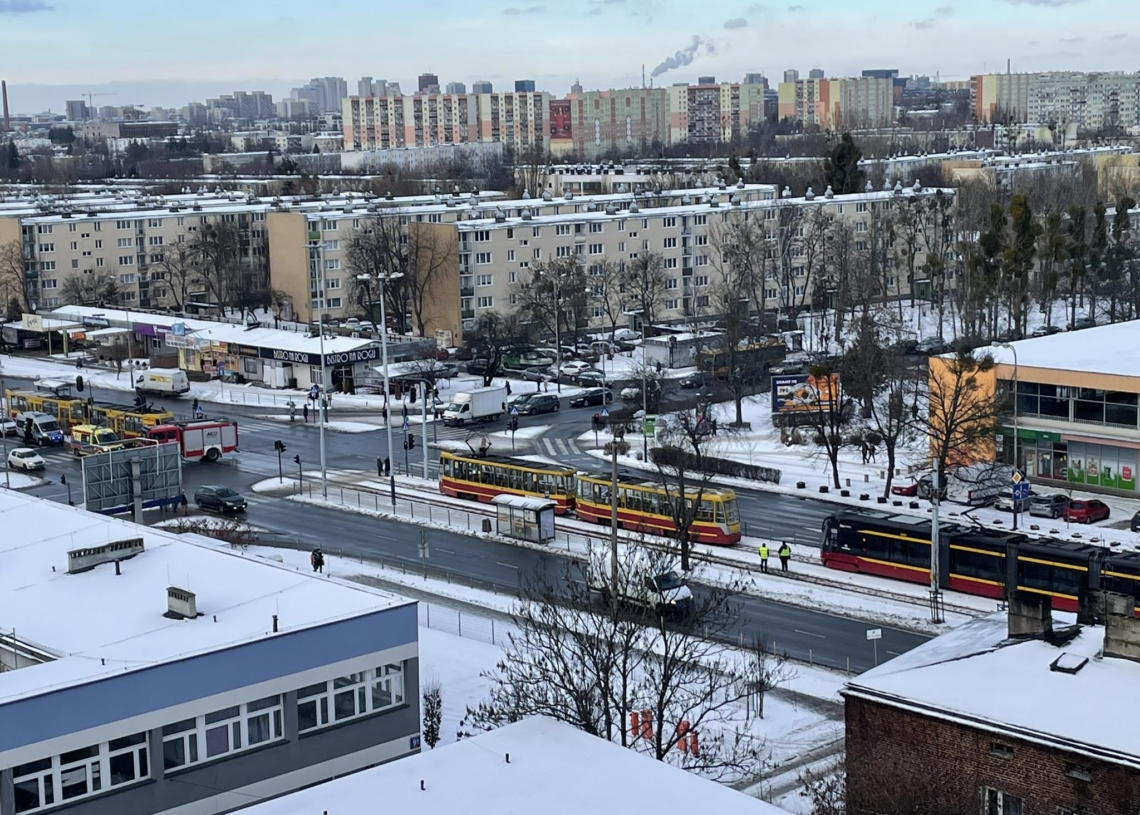 Potrącenie pieszej przez tramwaj na Dąbrowskiego