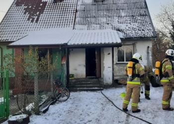 Pożar budynku mieszkalnego w miejscowości Rossocha. 1 osoba nie żyje