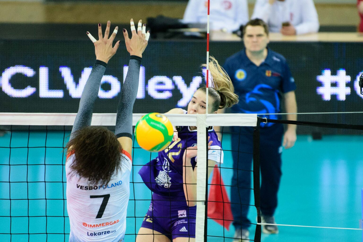 LKS Commercecon Lodz vs Volero Le Cannet.44