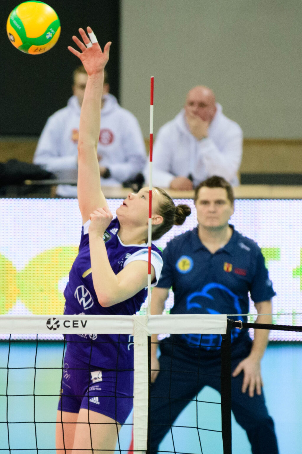 LKS Commercecon Lodz vs Volero Le Cannet.60