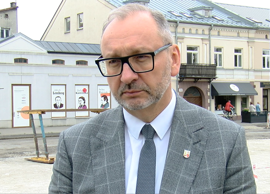 Prezydent Zduńskiej Woli Konrad Pokora z absolutorium od Rady Miasta za poprzedni rok 1 Gość Radia Łódź Nad Wartą