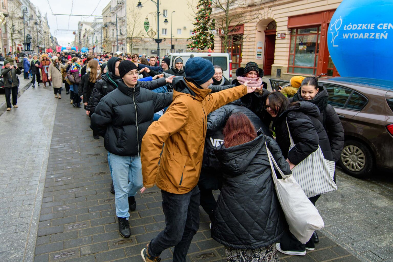 Polonez na ul Piotrkowskiej 24