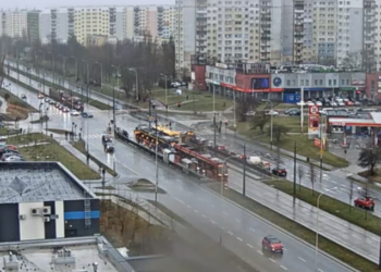 Zatrzymanie ruchu tramwajowego na Wyszyńskiego