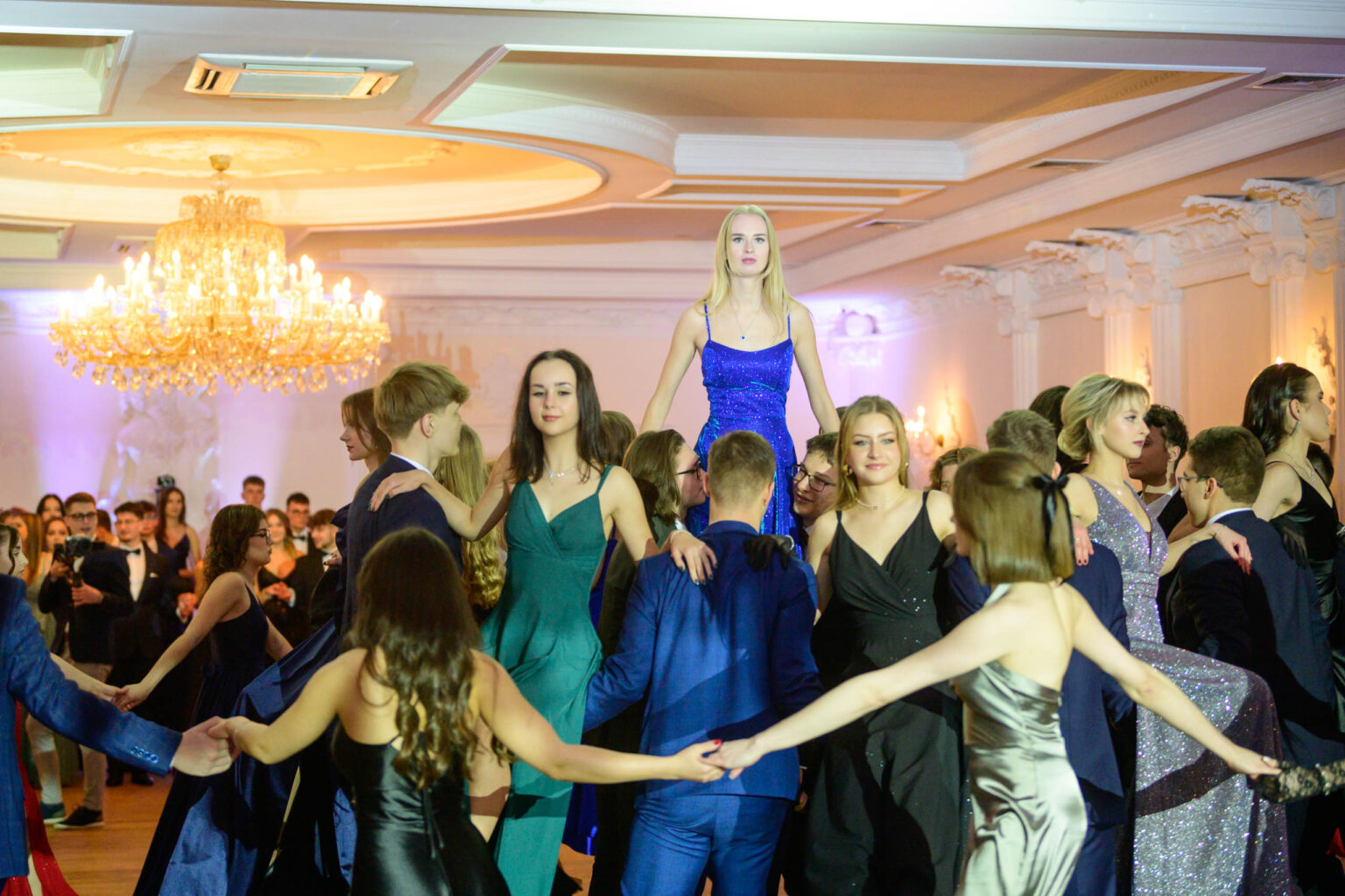 Studniowka XXXIII LO 84