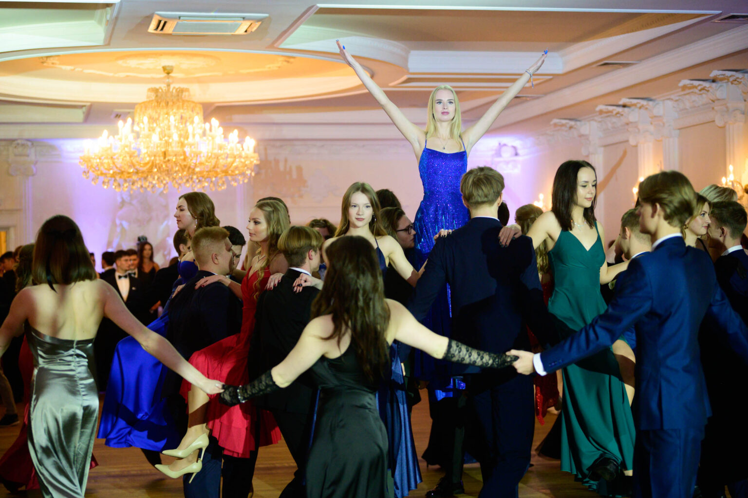 Studniowka XXXIII LO 85
