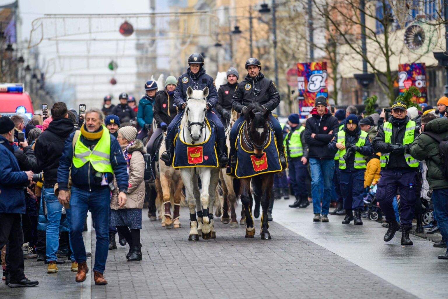 Wielka Szarza WOSP ul Piotrkowska 49