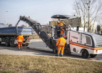 Drogowcy mają łatać dziury w 50 lokalizacjach