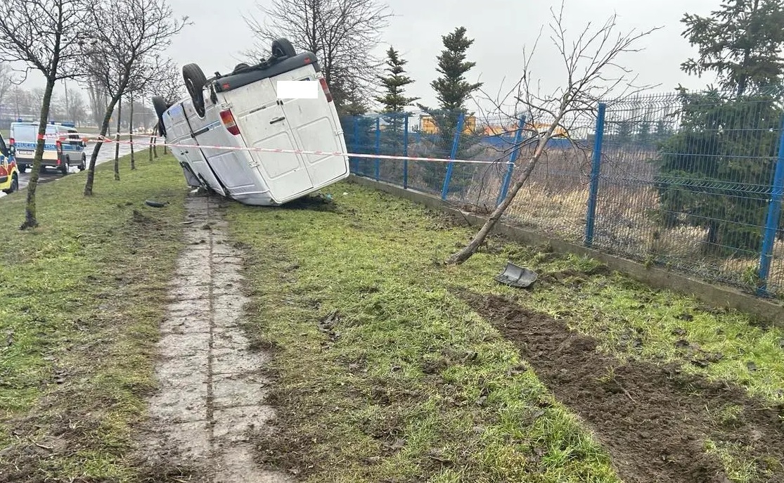 Dachowanie na Żelaznej w Piotrkowie