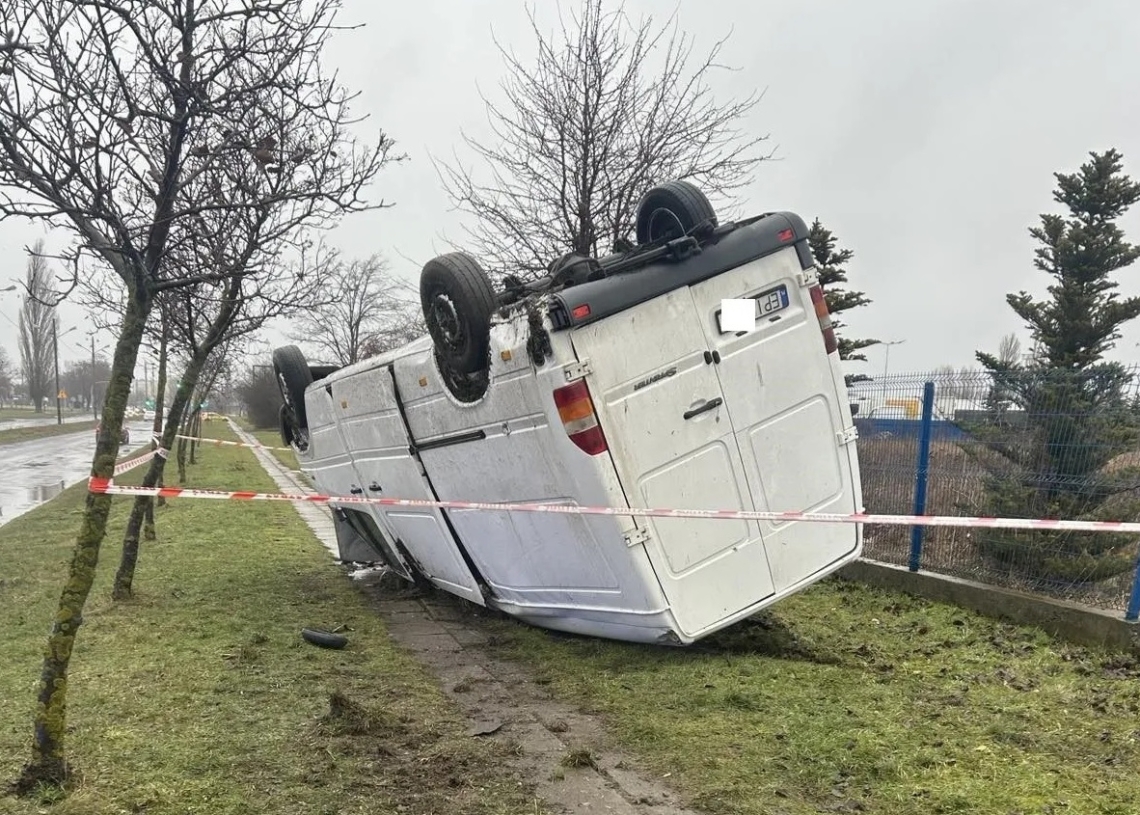 Dachowanie na Żelaznej w Piotrkowie