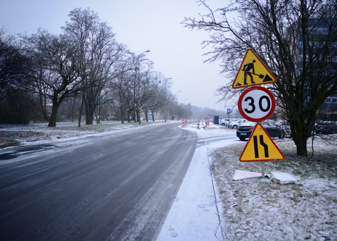 Listopadowa, Zakładowa i Lodowa. Jak przebiegają remonty tych dróg w Łodzi? 1 Remont Lodowej