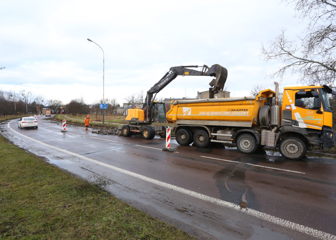 Kolejny remont Śląskiej. Tym razem na odcinku od Niższej do Rzgowskiej. Trasę zmieniły autobusy linii 59