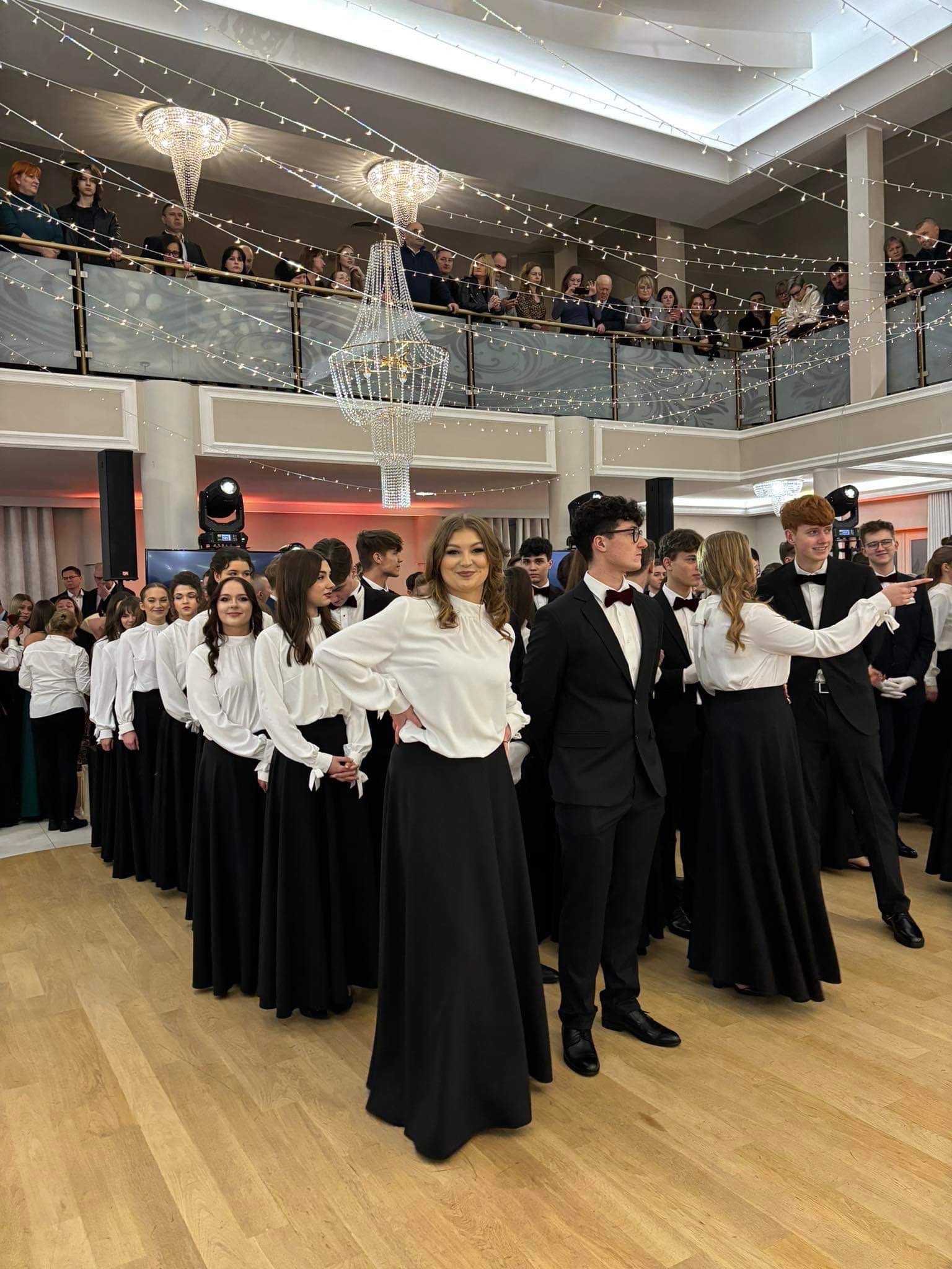 Polonez na studniówce w Piotrkowie Trybunalskim