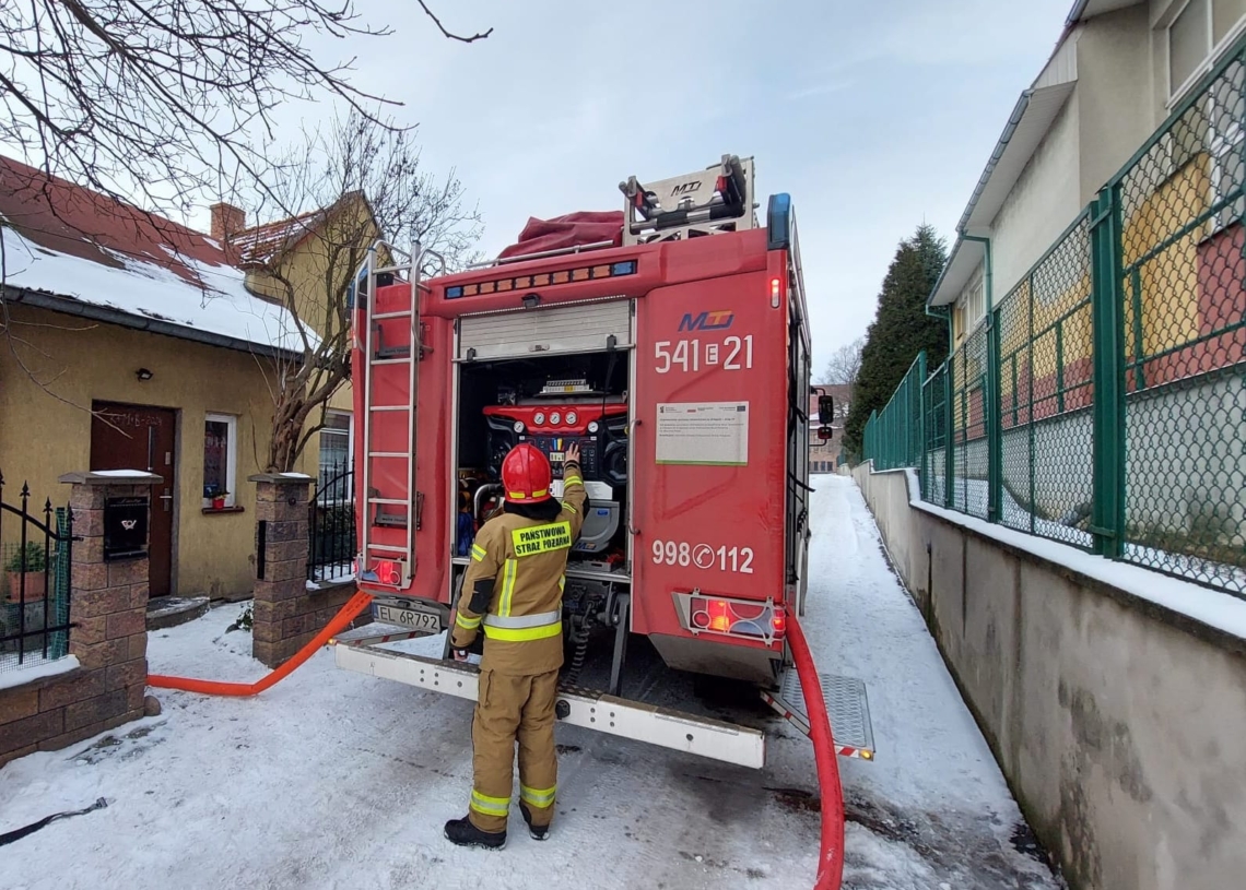 Śmiertelny pożar w Tomaszowie Mazowieckim. Zginął 75-letni mężczyzna 1 Śmiertelny pożar w Tomaszowie