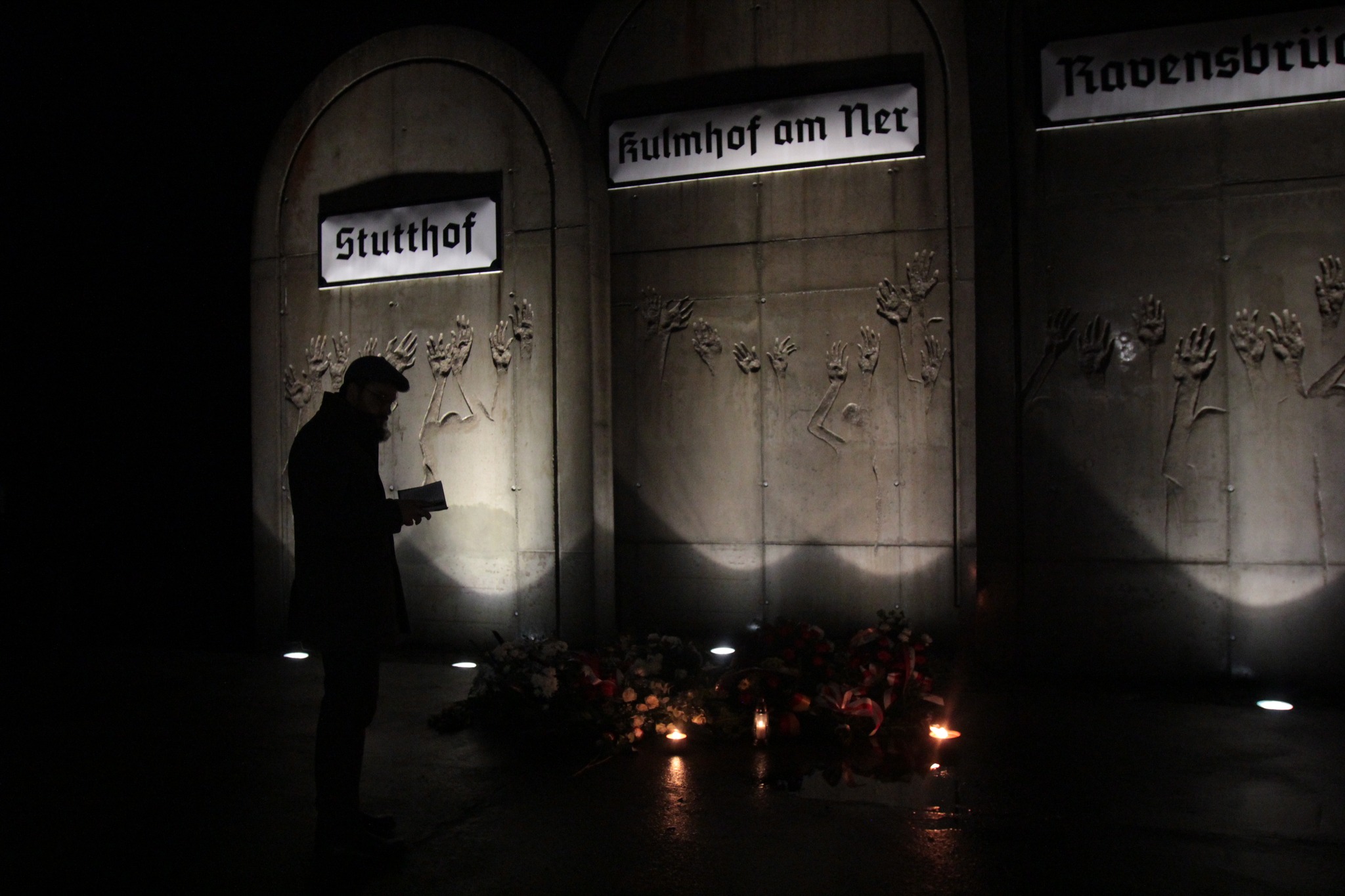 Międzynarodowy Dzień Pamięci o Ofiarach Holokaustu - uroczystości na Stacji Radegast w Łodzi