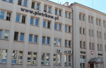 Skład Rady Miejskiej w Piotrkowie Trybunalskim. Chojniak traci większość