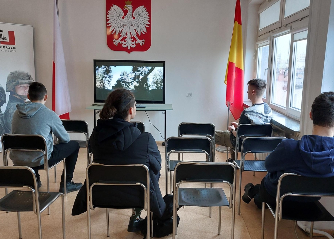 Łódzkie: wezwanie do stawienia się na obowiązkową kwalifikację wojskową otrzyma w tym roku ponad 13 tys. kandydatów