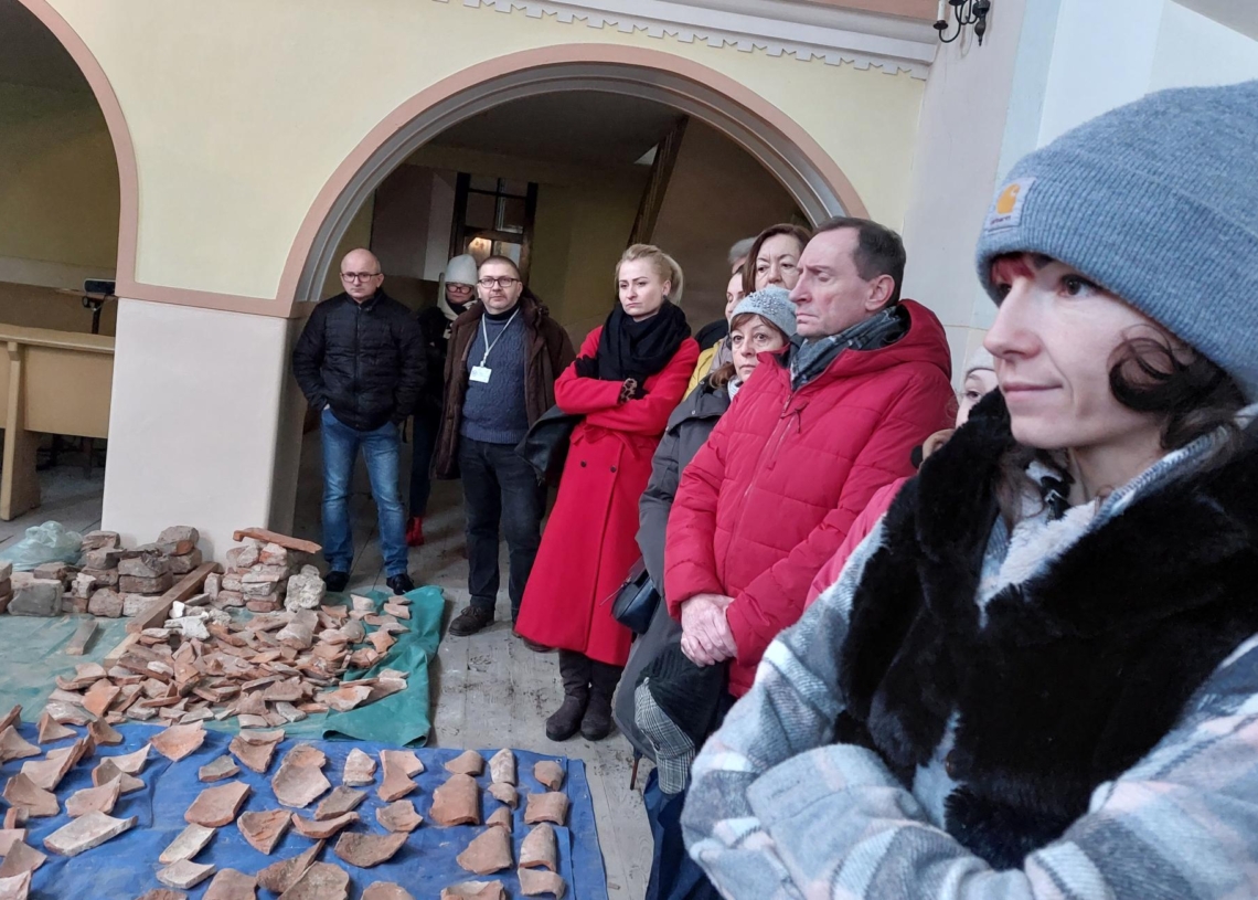 Muzeum Ziemi Wieluńskiej przejmie dawny kościół ewangelicki. W obiekcie trwają badania archeologiczne