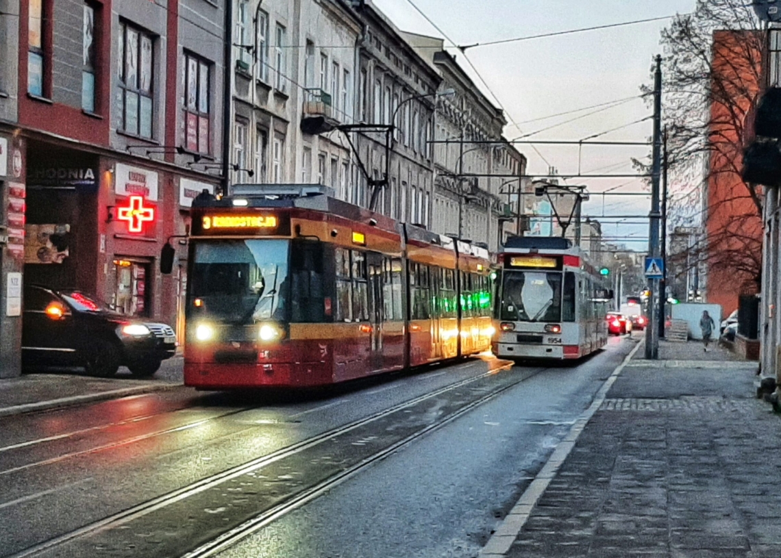 Stowarzyszenie Łódź Cała Naprzód wnioskuje o wprowadzenie tymczasowych zakazów ruchu na odcinkach Kilińskiego