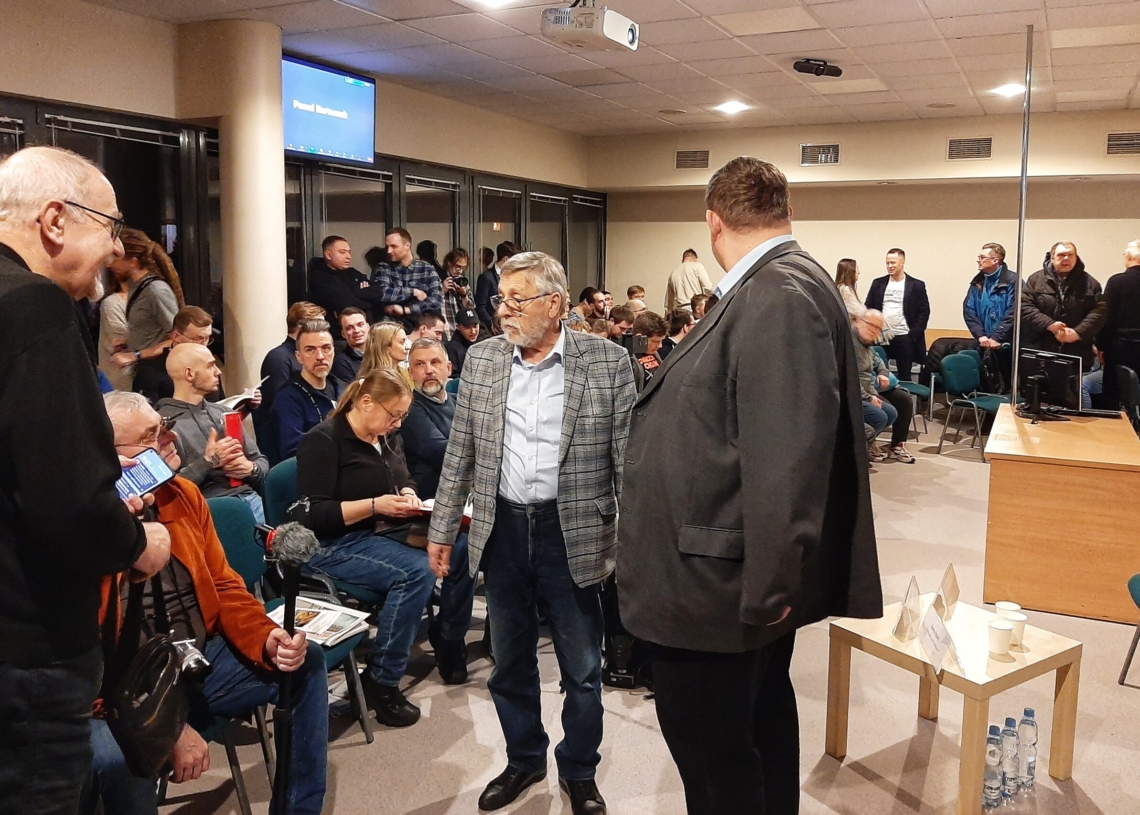 Debata „Transport publiczny w Łodzi” – komunikacja miejska popada w tarapaty pomimo przeznaczenia na nią miliarda złotych