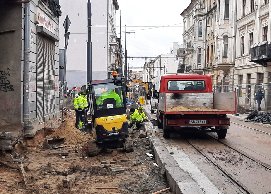 Półmetek prac na skrzyżowaniu ulic Zachodniej i Legionów w Łodzi [ZDJĘCIA, WIDEO]