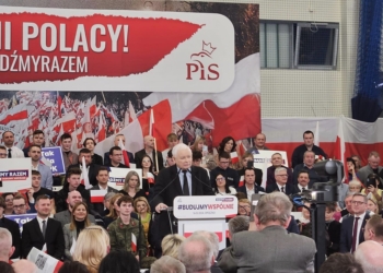 Spotkanie sympatyków PiS z Jarosławem Kaczyńskim w Opocznie