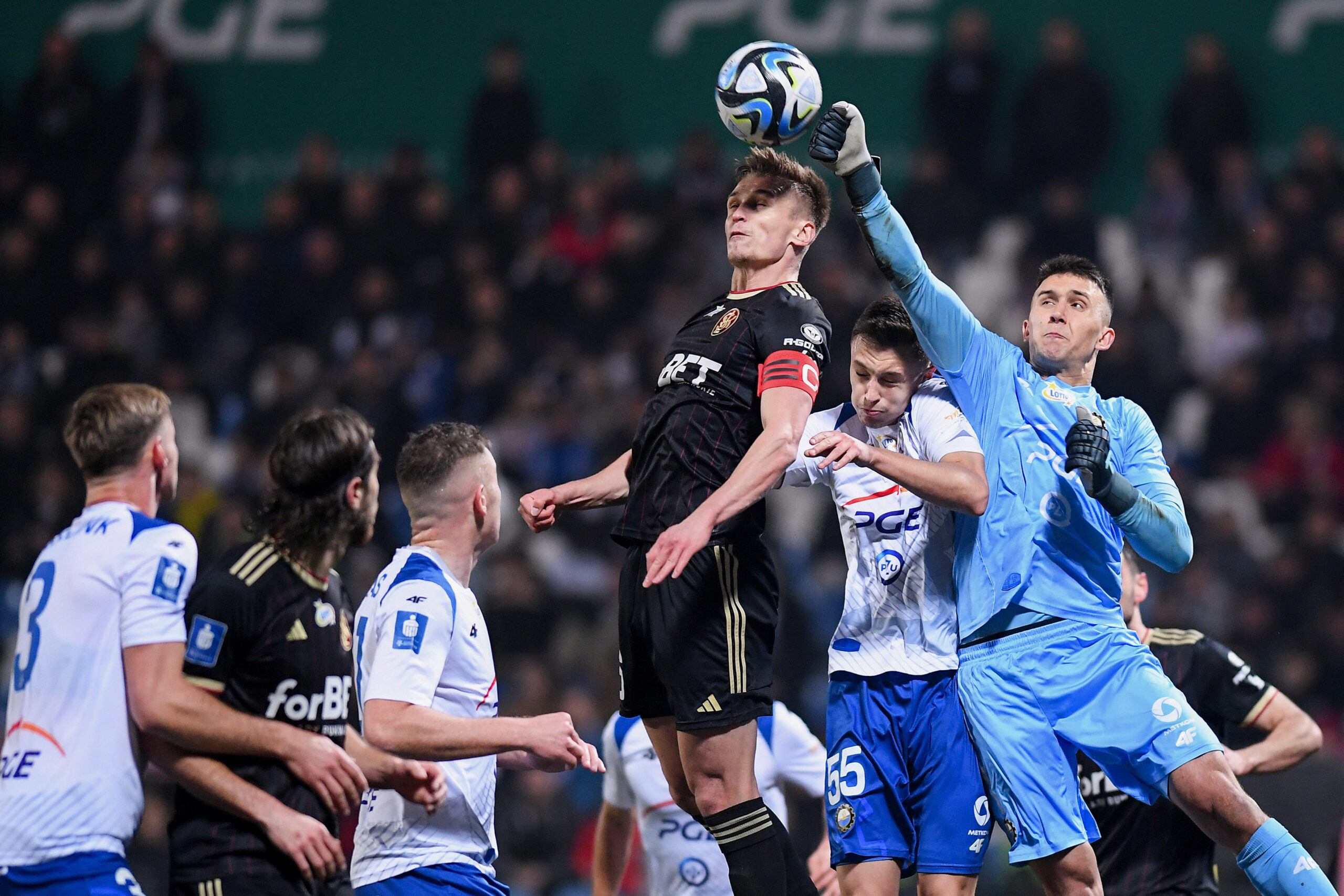 6 bramek w Mielcu a wynik? Stal Mielec wygrała z ŁKS-em 1:0