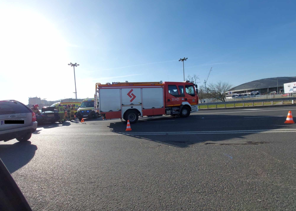 Wypadek na Bandurskiego w Łodzi. 2 osoby ranne