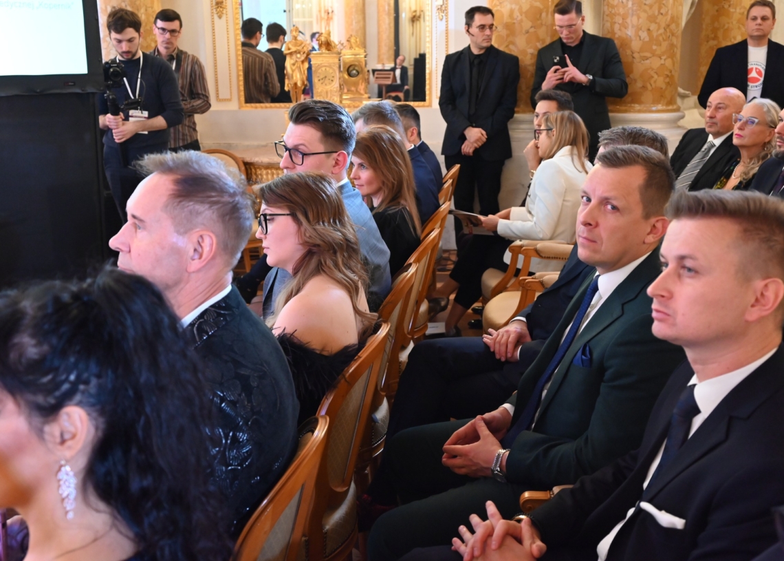 Prezes Pabianickiego Centrum Medycznego z wyróżnieniem „Menager Roku 2023 w Ochronie Zdrowia”