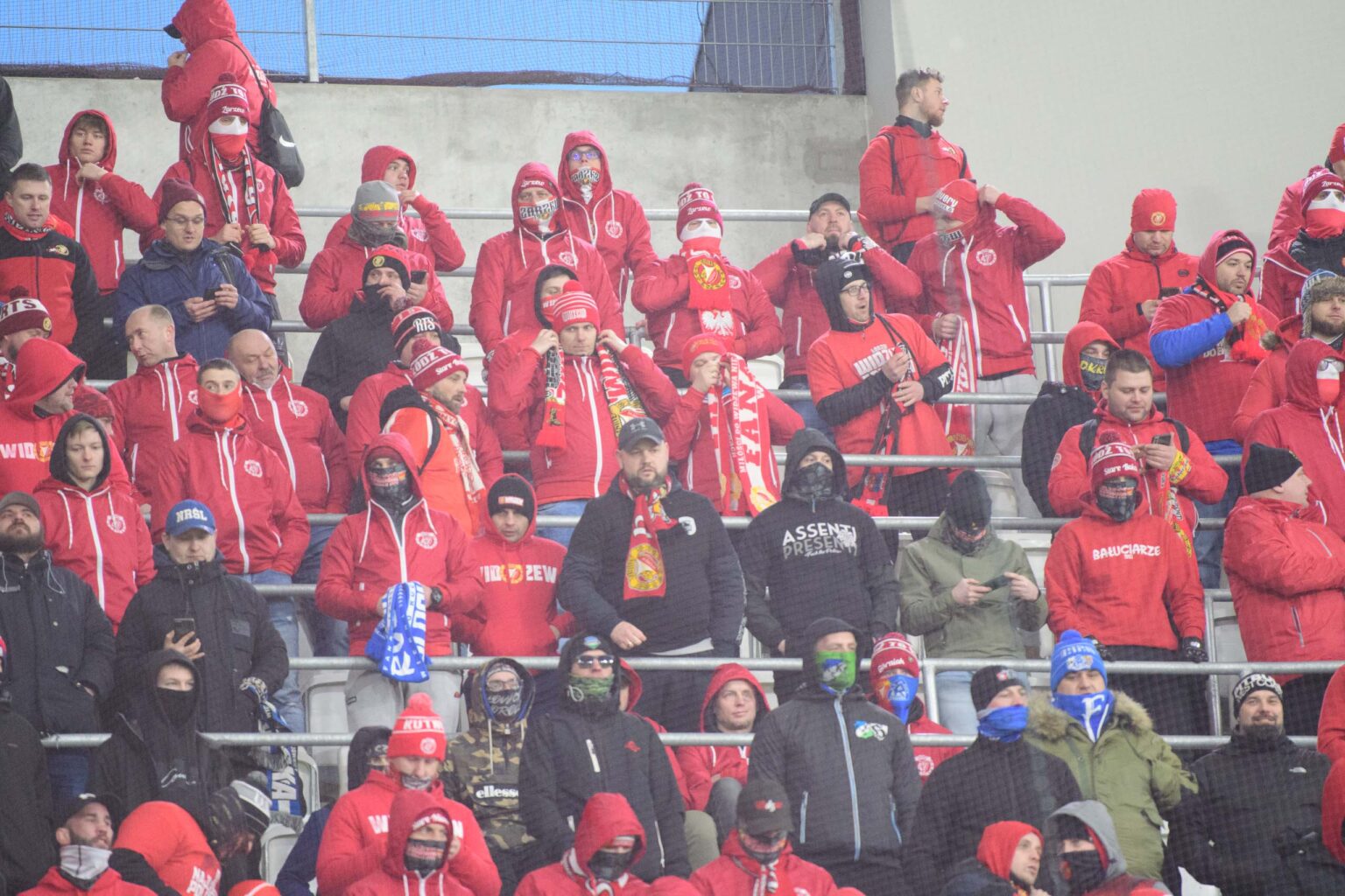 Doping Kibicow WIdzewa na 70 derbach Lodzi