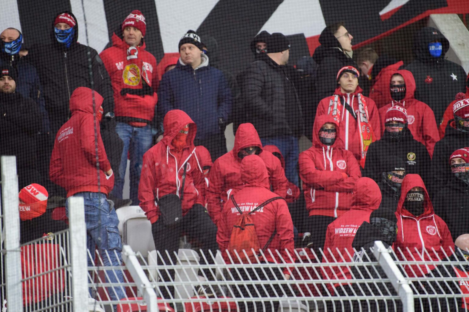 Doping Kibicow WIdzewa na 70 derbach Lodzi 4