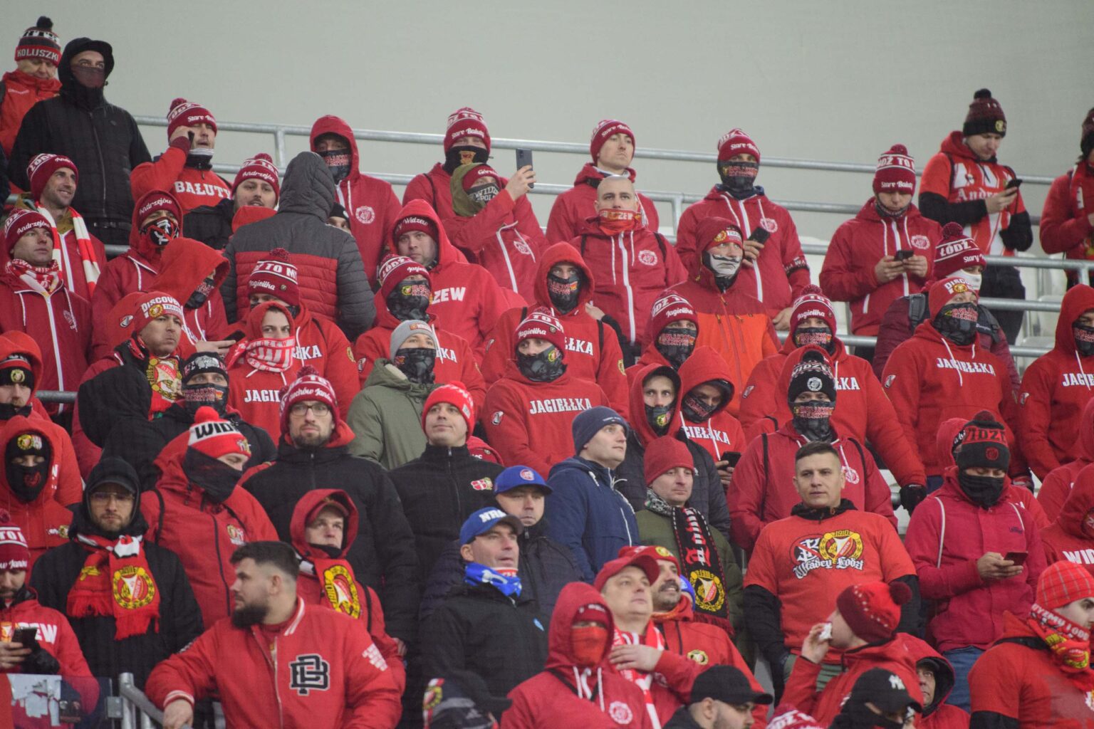 Doping Kibicow WIdzewa na 70 derbach Lodzi 56